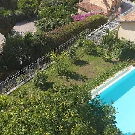 Appartamento Luxurious Penthouse With Magnificent Views Over The Bay Of 10 Peoples *